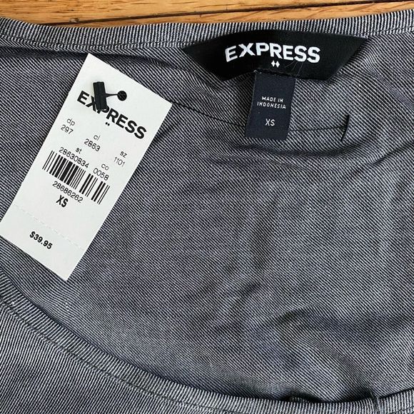Express Button Up Shirt Women’s Xsmall Gray Cropped sleeveless Tie Front   NWT - Picture 4 of 6